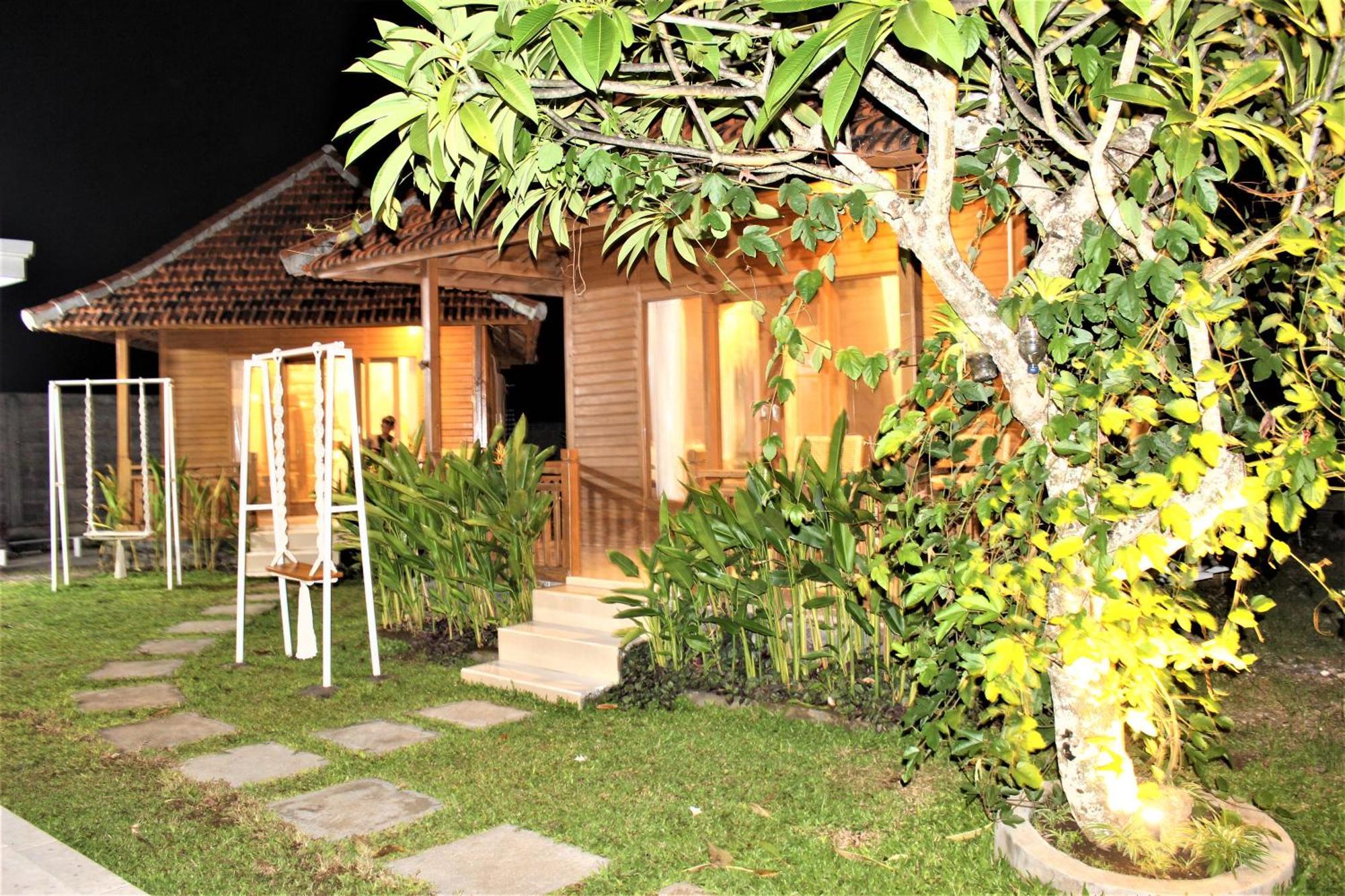 Green Village Jungle Resort Batununggul Exterior photo